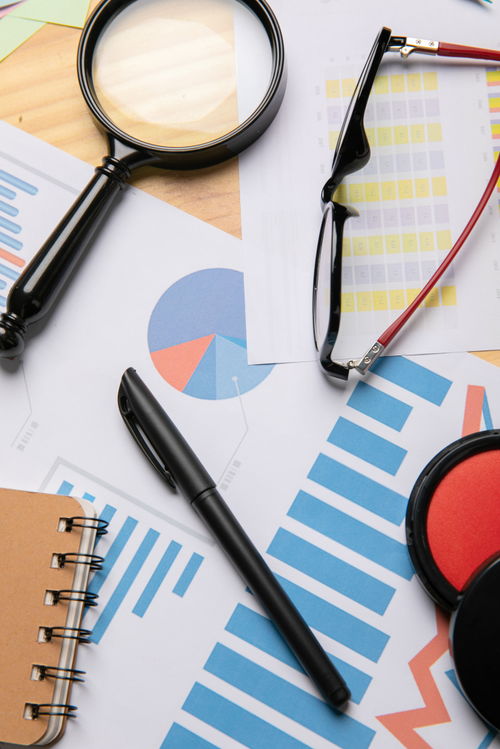 簽字筆 數(shù)據(jù)報表辦公用品中的商務(wù)攝影藝術(shù)